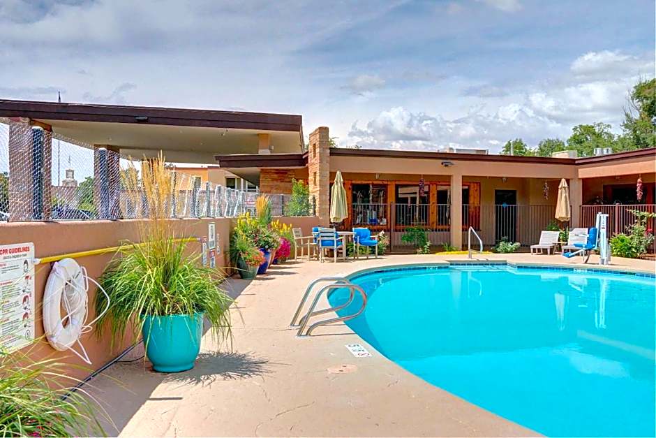 El Sendero Inn, an Ascend Collection Hotel
