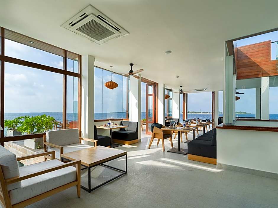 Heritance Aarah - Premium All Inclusive - 40 Minutes away from Male by Seaplane