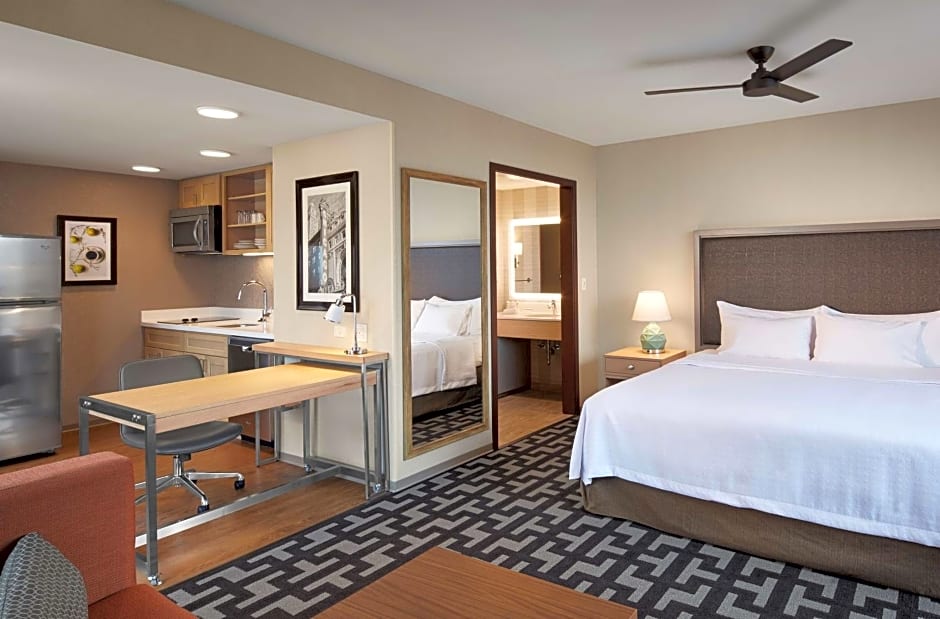 Homewood Suites by Hilton Chicago West Loop