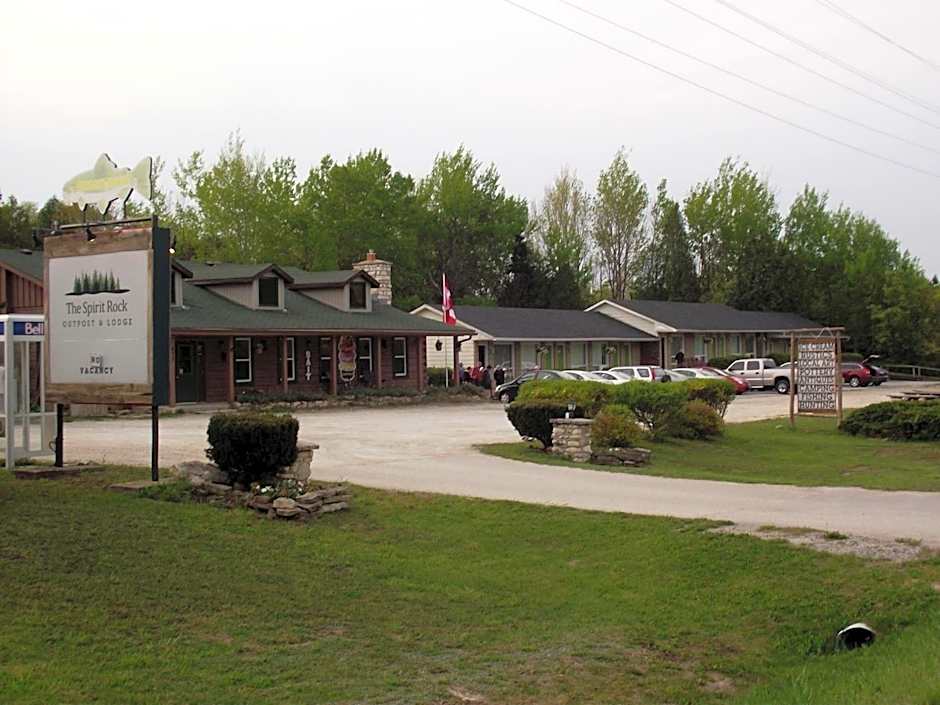 The Spirit Rock Outpost & Lodge