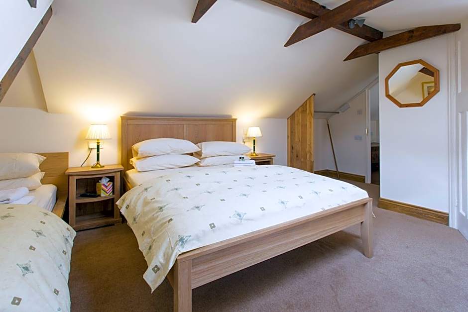 Oakwood Bed and Breakfast Heathrow