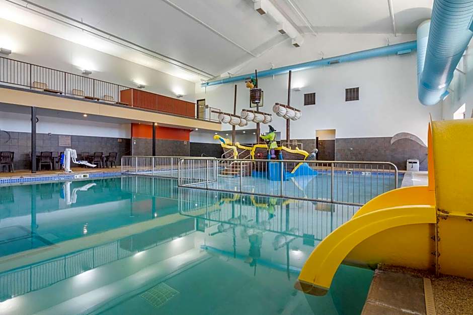 Comfort Inn & Suites Mitchell I-90