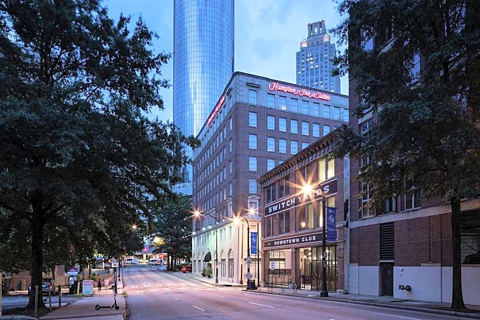 Hampton Inn By Hilton And Suites Atlanta-Downtown