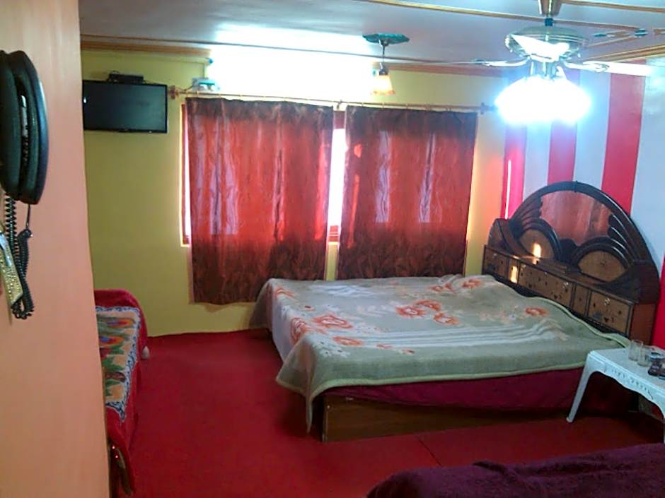 Gulzar Palace – Srinagar, PA