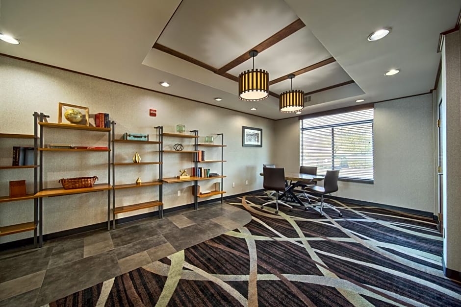 Wingate by Wyndham Round Rock Hotel & Conference Center