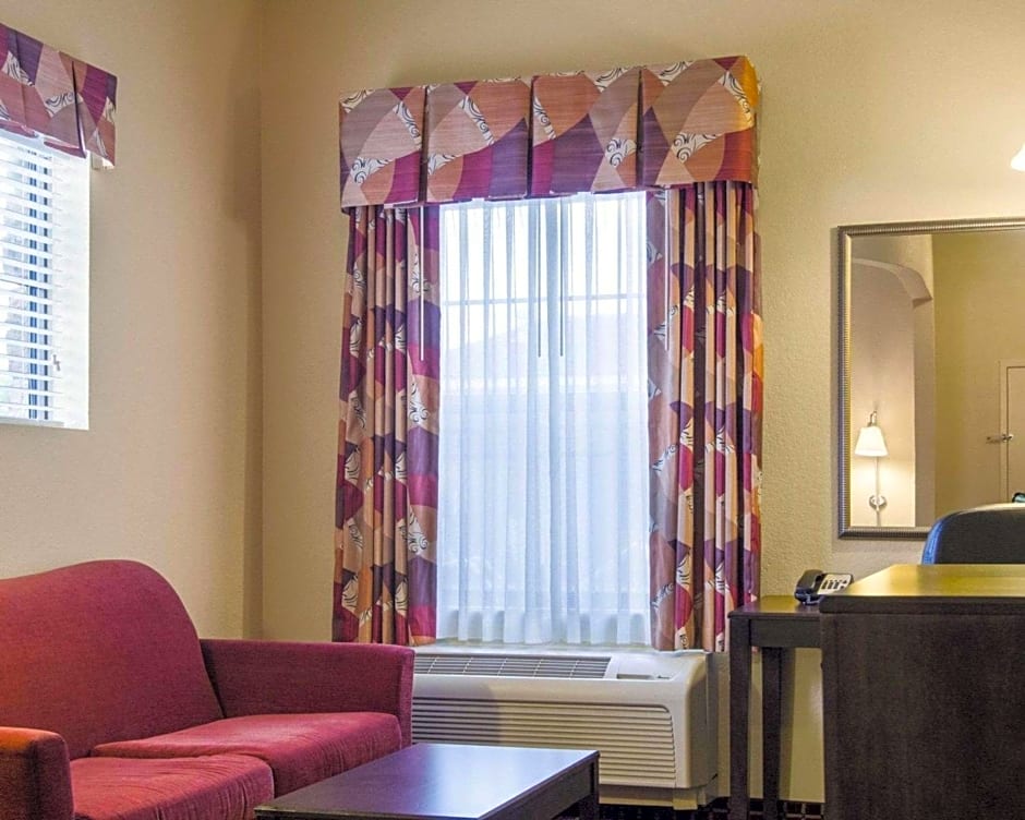 Affordable Suites of America Rogers - Bentonville