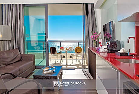 Classic Family Suite with City View (4 Adults)