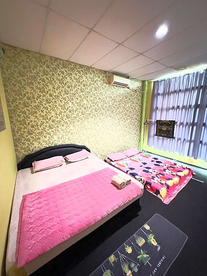 VIE HOMESTAY TAWAU