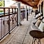 Courtyard by Marriott Houston Rice University