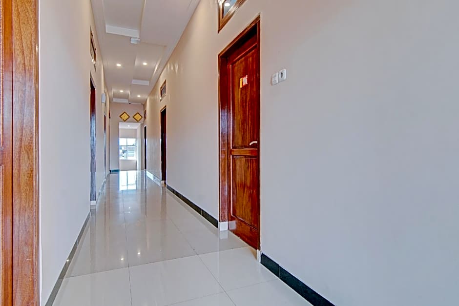 OYO 90591 Sanaya Guest House Syariah