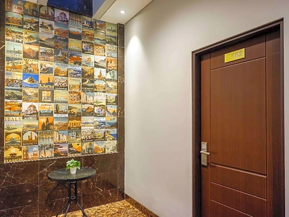 SANS Hotel Empress Simpang Lima