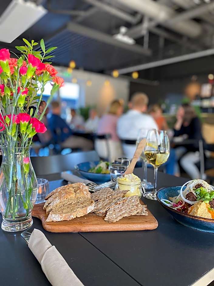 First Hotel Kokoloko