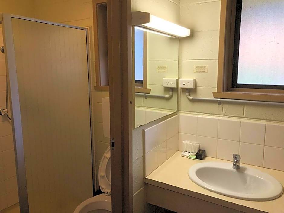 Green Gables Motel in Warburton