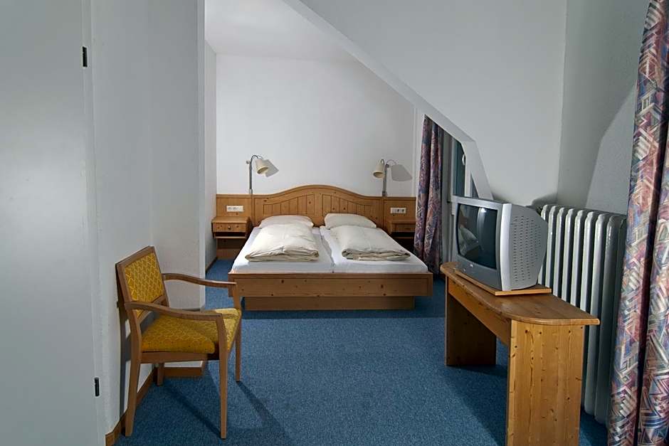 Action Forest Hotel - Kletterwald - Lasertag - nähe Badeparadies