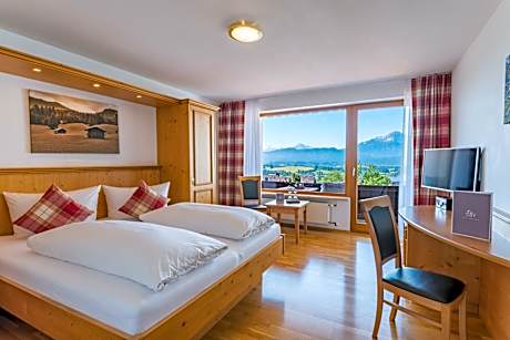 Double Room with Lake View