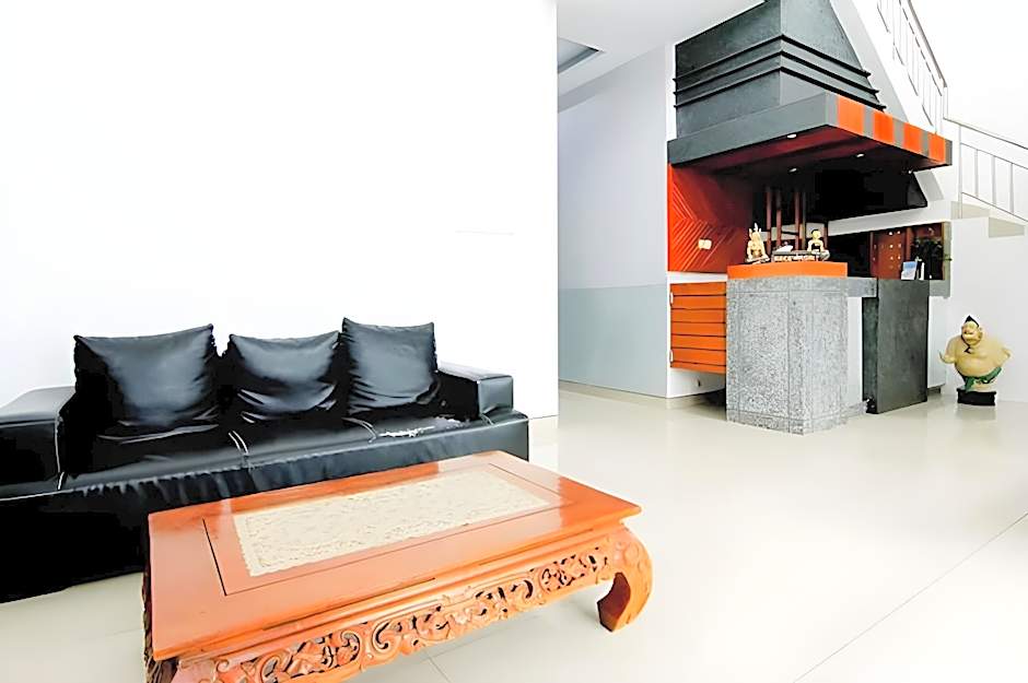 Urbanview Hotel Grand Surya Yogyakarta