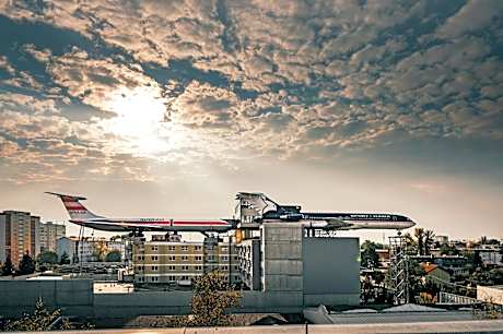 NOVAPARK Flugzeughotel Graz