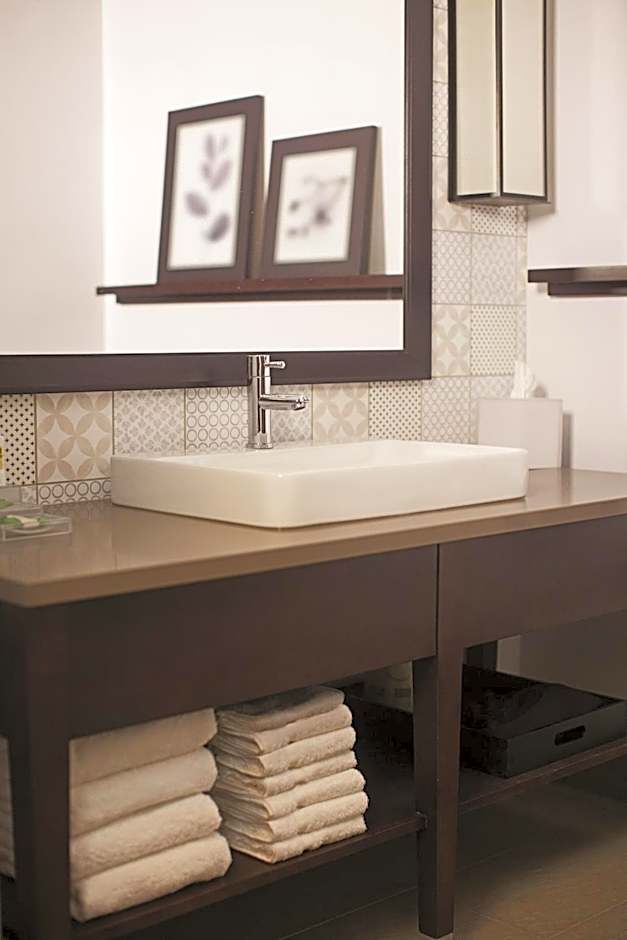 Country Inn and Suites by Radisson Seattle-Bothell WA
