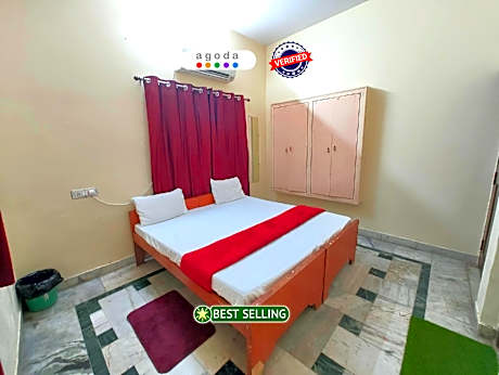 Goroomgo P G on Ganges Varanasi Near Assi Ghat Rooftop View