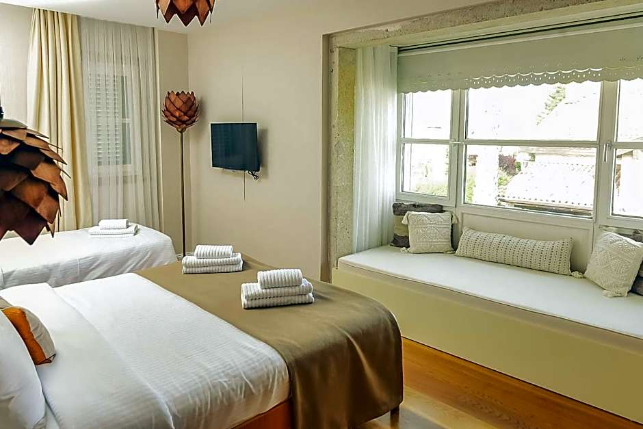 ZEYHOUSE ALACATI