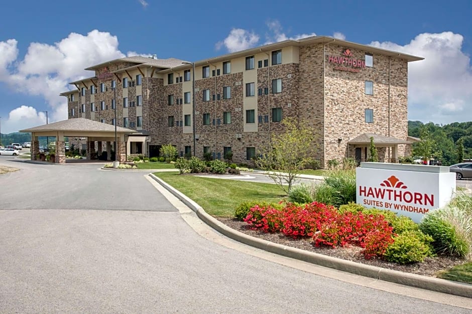 Hawthorn Suites by Wyndham Bridgeport/Clarksburg