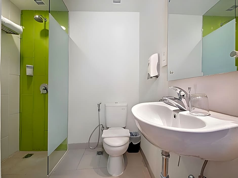 Whiz Prime Hotel Hasanuddin Makassar