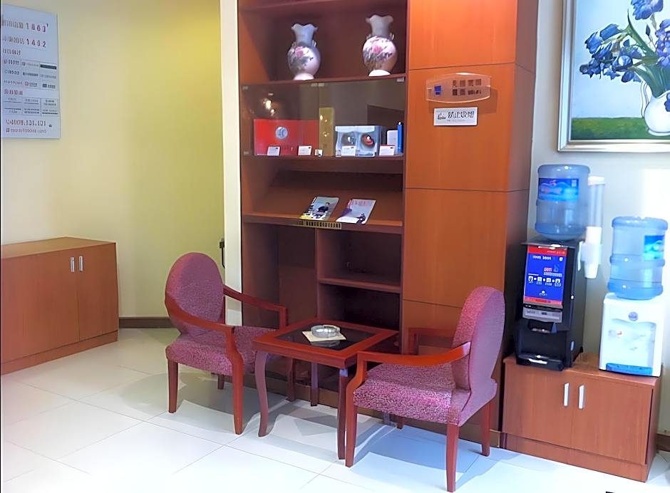 Hanting Hotel Fuzhou Wuyi Square