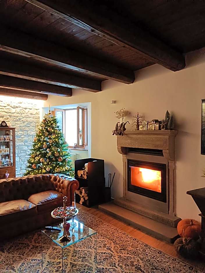 Il borgo Casteldelci