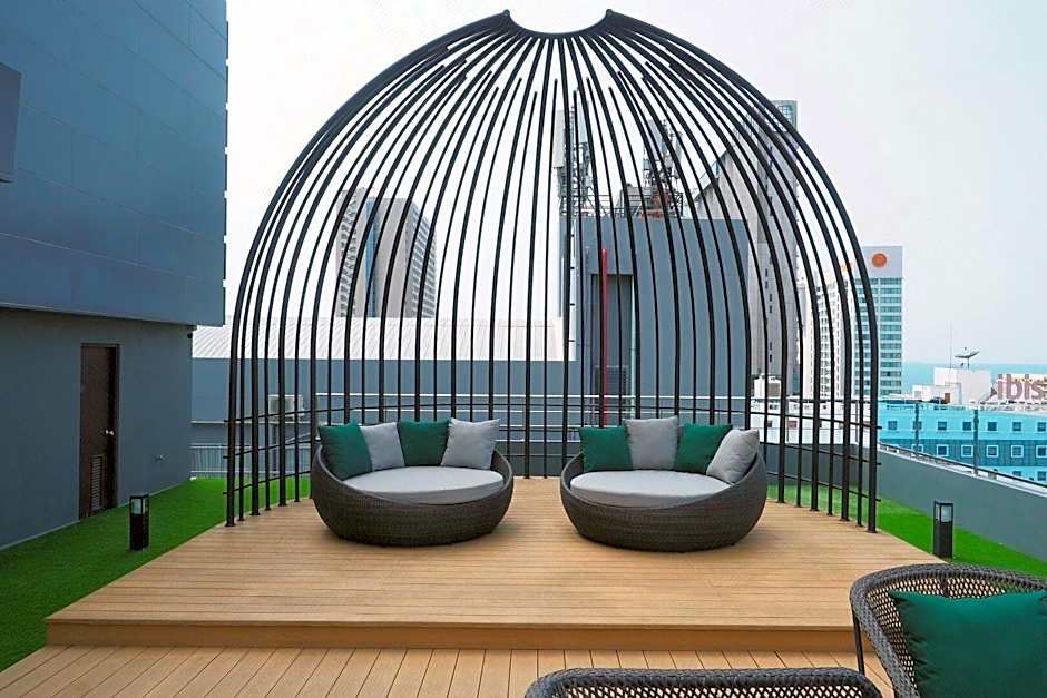 Empress Pattaya Hotel