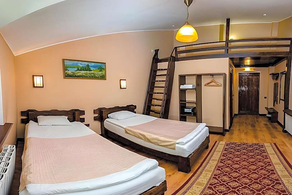 Saraishyq Hotel