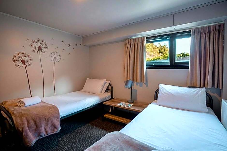 The Black Sheep Backpackers