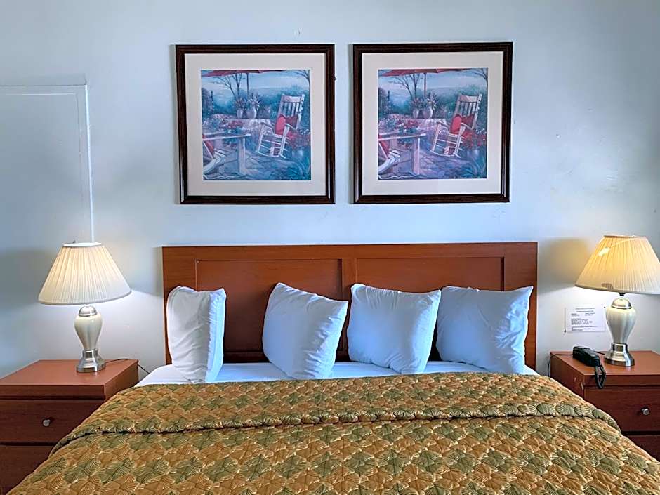 International Inn on the Bay