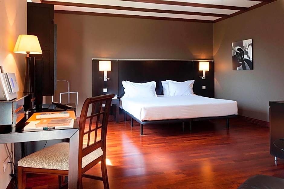 AC Hotel by Marriott Palacio de Santa Ana