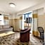  The New Yorker Hotel