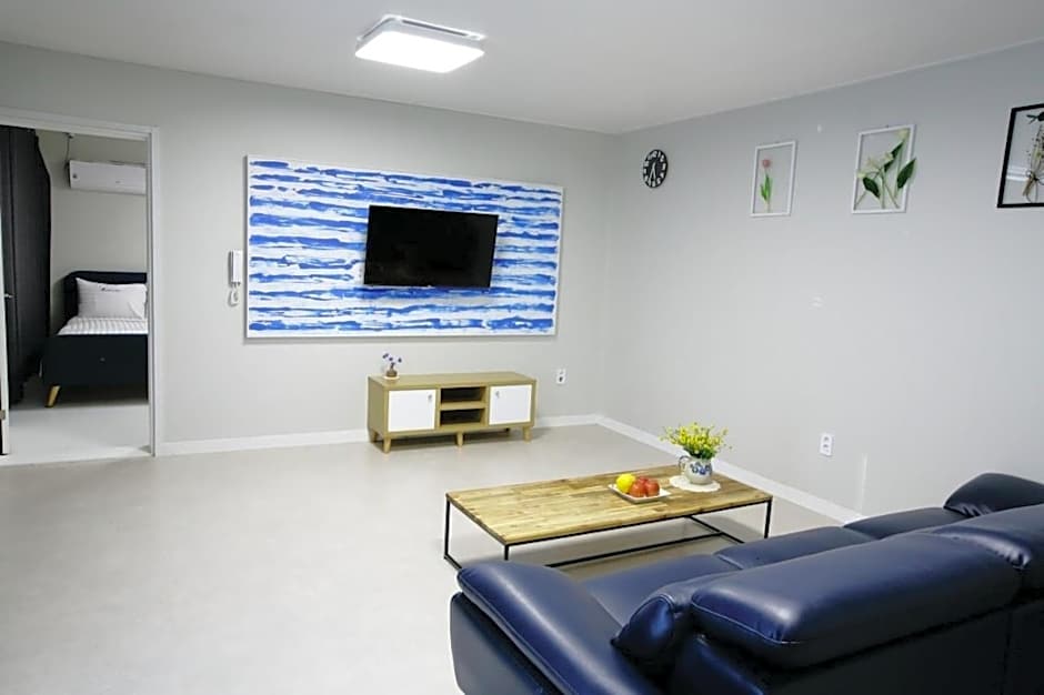 Damyang Thirasia Pension