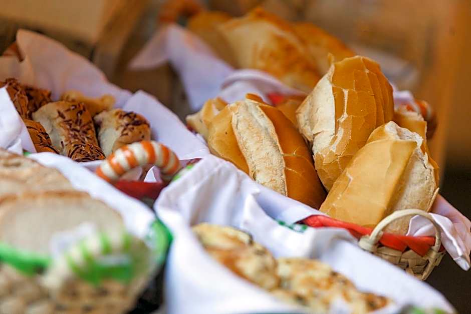 Pousada Quatro Estacoes