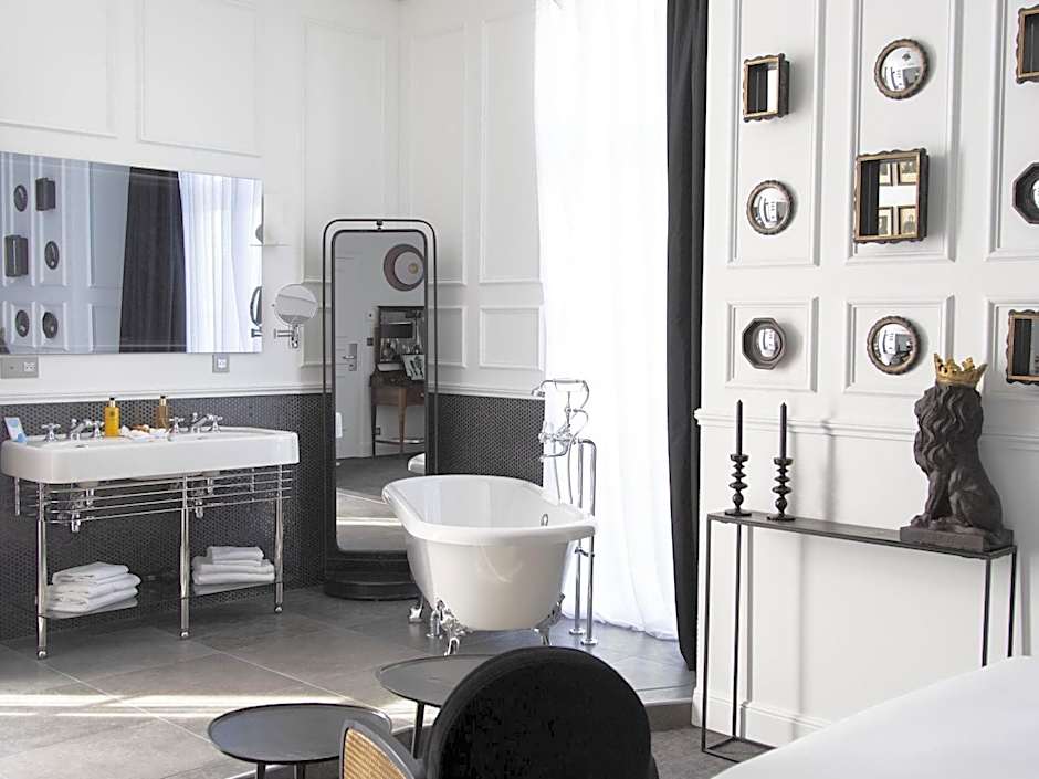 Novotel Chateau de Maffliers