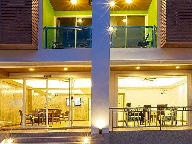 White Cat Hotel