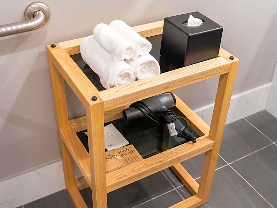 Pullman Cairns International