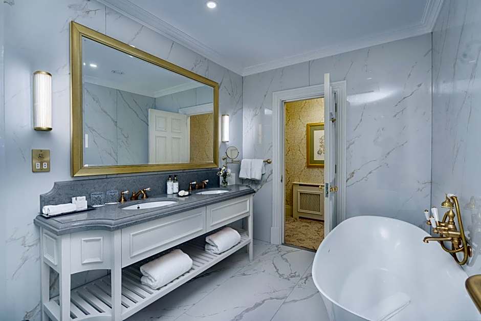 Glenlo Abbey Hotel