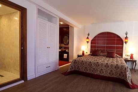 Deluxe Double Room with Turkish Bath