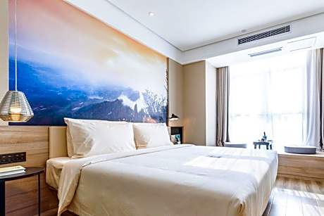 Atour Suite