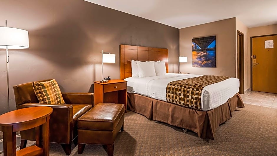 Best Western Inn at the Rogue