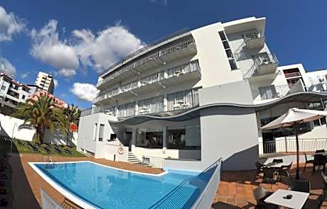 Madeira Bright Star by Petit Hotels