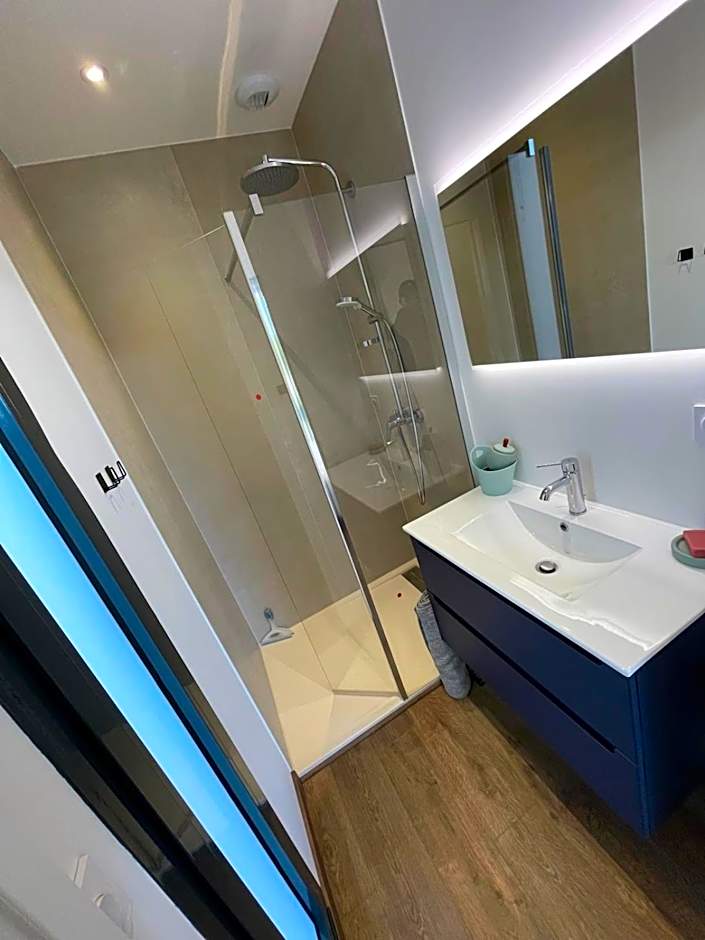 Magnifique Villa contemporaine climatisé piscine Ref Villa Notre Dame