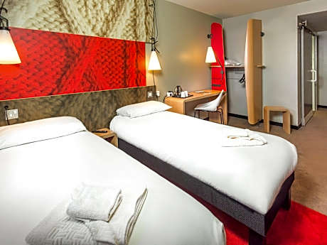 Twin room with 2 beds