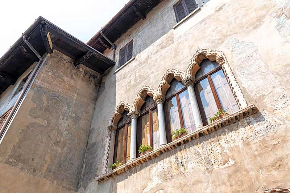 Palazzo delle Guglie by Postcardsfrom