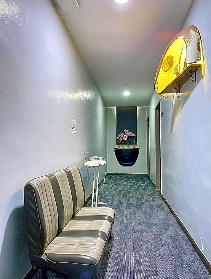 RNK BoutiQue HOTEL
