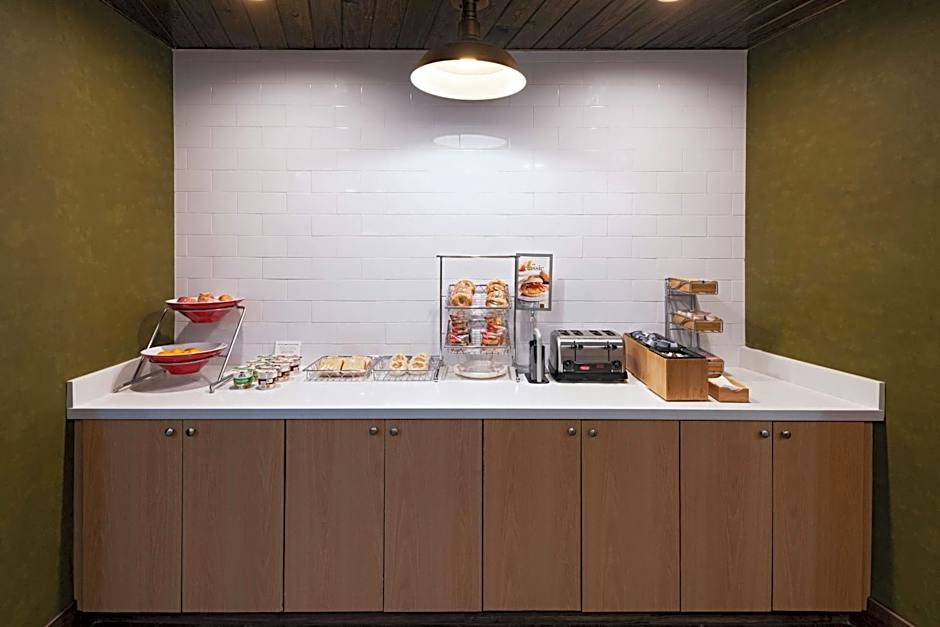 Fairfield Inn and Suites by Marriott Waller