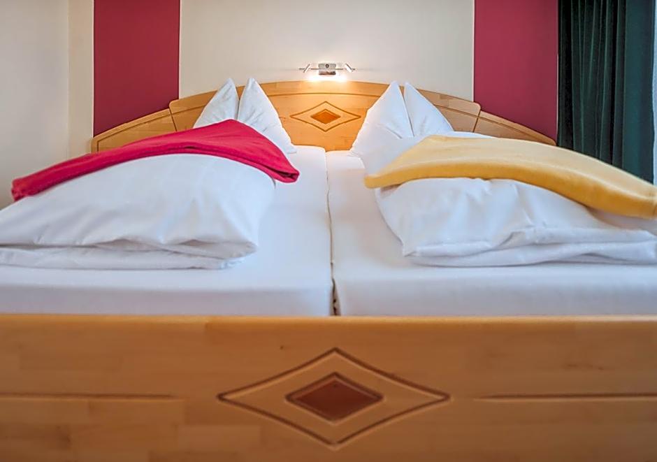 STIERSCHNEIDER'S Weinhotel Wachau & Wiazhaus